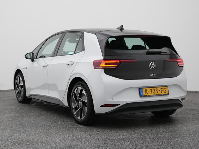 Volkswagen ID.3 First 58 kWh | ADAPTIVE | STOEL- EN STUURVERW.