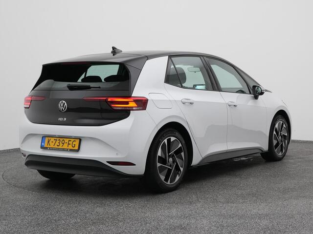 Volkswagen ID.3 First 58 kWh | ADAPTIVE | STOEL- EN STUURVERW.