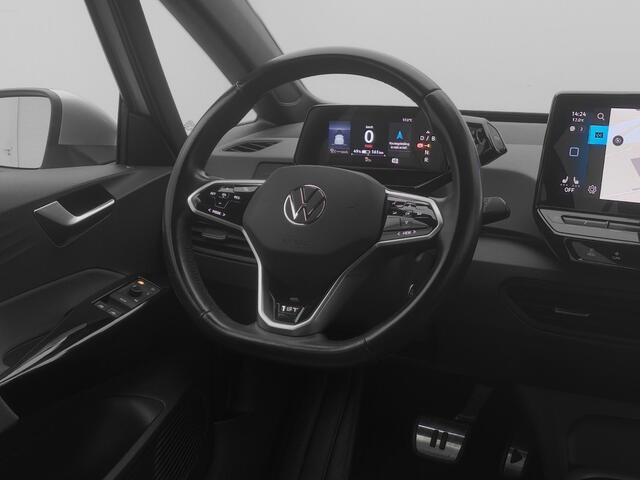 Volkswagen ID.3 First 58 kWh | ADAPTIVE | STOEL- EN STUURVERW.