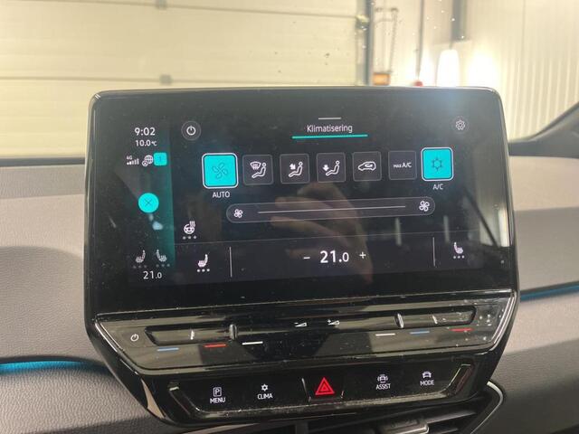 Volkswagen ID.3 Pro 58 kWh Navigatie Apple Carplay/Android Auto Parkeersensoren Adaptive Cruise Control Stoel- en stuurverwarming Lichtmetalen velgen Climate Control