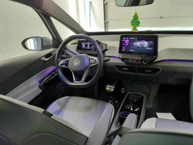 Volkswagen ID.3 Business 58 kWh Navigatie Apple Carplay/Android Auto Camera Parkeersensoren Adaptive Cruise Control Stoel- en stuurverwarming Climate Control