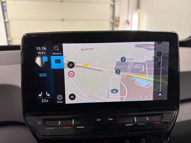 Volkswagen ID.3 Life 58 kWh Airco ECC Navi Carplay PDC VA Adaptive Cruise Control Full LED Sfeerverlichting