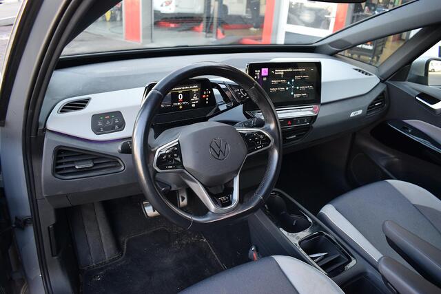 Volkswagen ID.3 First Plus 58 kWh | Apple CarPlay | 19" LM | Keyless