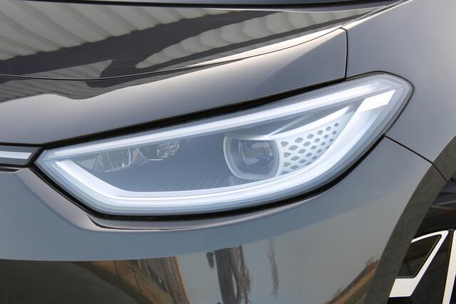 Volkswagen ID.3 First Plus 58 kWh | Incl. 12 maanden garantie | Adaptieve cruise control | Stoel/stuurverwarming | Climate control | Parkeercamera | DAB radio | Apple carplay/Android auto |