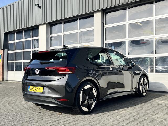 Volkswagen ID.3 Business 58 kWh Stoelverwarming Airco Cruise controle Navigatiesysteem Telefoonverbinding 5-Persoons Adaptive