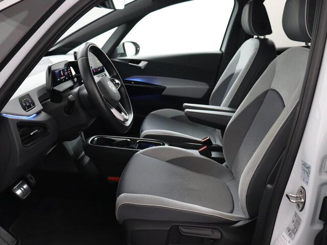 Volkswagen ID.3 First Plus 58 kWh | SoH 92,9% | IQ.Light | Camera | ACC | Navigatie!