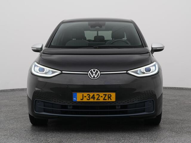 Volkswagen ID.3 First Max 58 kWh | PANO | ADAPTIVE | STOELVERW. | TREKHAAK
