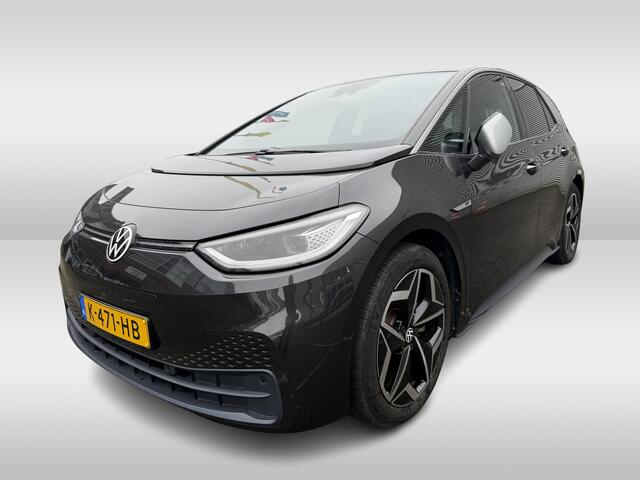 Volkswagen ID.3 First Plus 58 kWh Navigatie / Stoelverwarming / Clima / App-connect / Achteruitrijcamera + Parkeersensoren
