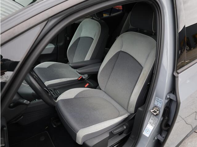 Volkswagen ID.3 Pro 58 kWh SOH 88% 150KW | Panodak | Head-up | Keyless | Camera | IQ Light Matrix LED | Getint Glas | 18"Inch |