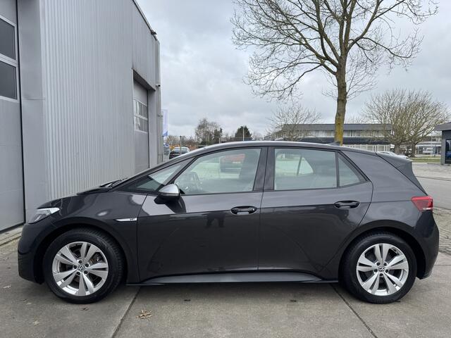 Volkswagen ID.3 First Pro 58 kWh Leder ST. VERW. LUXE UITVOERING.SOH 92% Prijs incl. BTW.