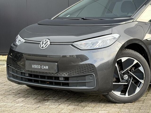 Volkswagen ID.3 First 58 kWh stoel en stuurwiel verwarmd / DAB / Carplay / cruise control adaptief