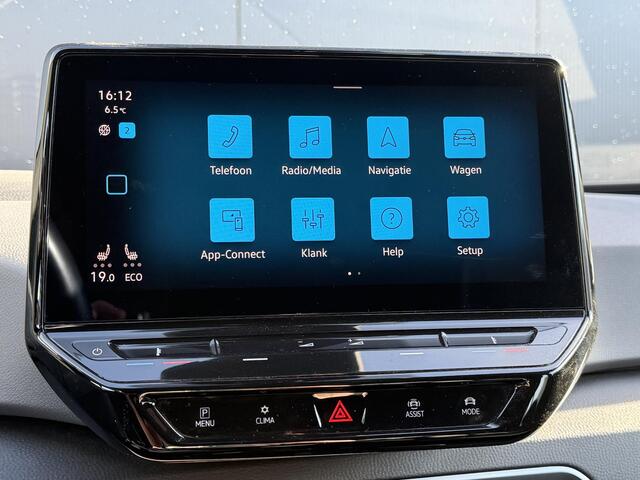 Volkswagen ID.3 First 58 kWh stoel en stuurwiel verwarmd / DAB / Carplay / cruise control adaptief