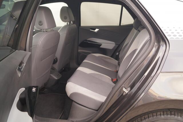 Volkswagen ID.3 First Max 58kWh -SOH91%-PANO-HUD-ECC-TREKHAAK-