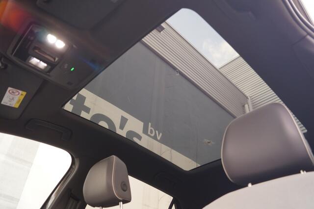 Volkswagen ID.3 First Max 58kWh -SOH91%-PANO-HUD-ECC-TREKHAAK-