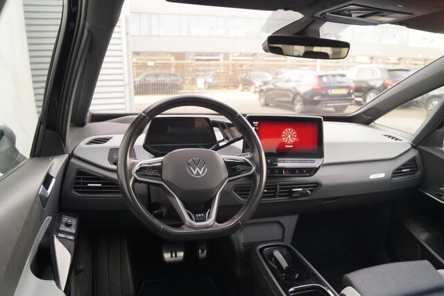 Volkswagen ID.3 First Max 58kWh -SOH91%-PANO-HUD-ECC-TREKHAAK-