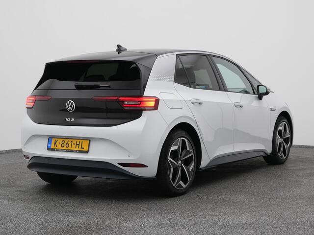 Volkswagen ID.3 First Plus 58 kWh | CAMERA | ADAPTIVE | STOEL- EN STUURVERW.