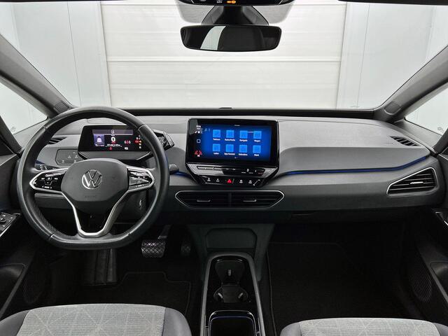 Volkswagen ID.3 Pro 58 kWh Airco ECC Navi Carplay PDC VA + Camera 18" LM Velgen Adaptive Cruise Control Full LED