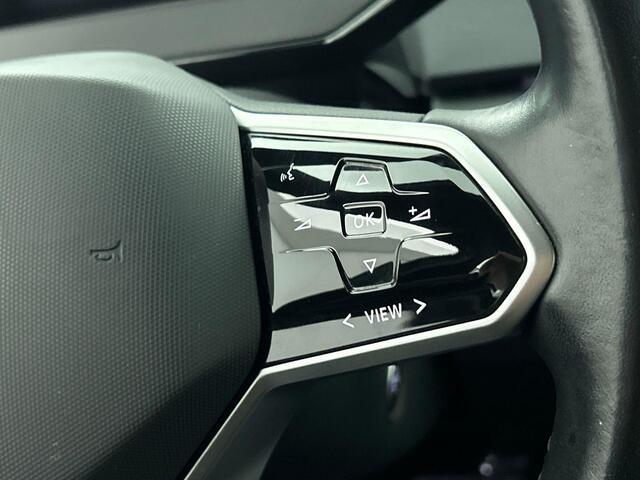 Volkswagen ID.3 Life 58 kWh Airco ECC Full LED Navi Carplay PDC VA+ Camera Adaptive Cruise Control 18" LM Velgen