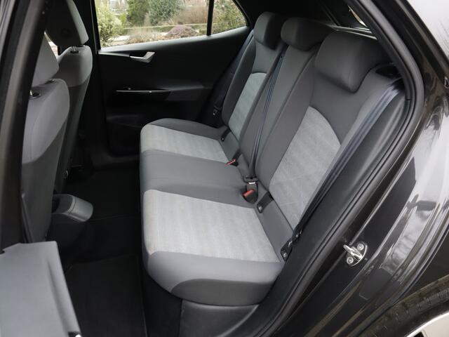 Volkswagen ID.3 Pure 45 kWh 1e-Eig. & Dealer-Onderh. BOVAG-Garantie. NL-Auto.