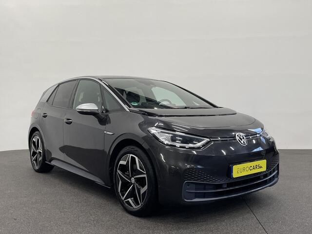 Volkswagen ID.3 First Plus 58 kWh Navigatie Apple Carplay/Android Auto Camera Parkeersensoren Adaptive Cruise Control Full LED Matrix Stoel- en stuurverwarming Lichtmetalen velgen Climate Control