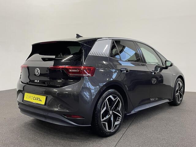 Volkswagen ID.3 First Plus 58 kWh Navigatie Apple Carplay/Android Auto Camera Parkeersensoren Adaptive Cruise Control Full LED Matrix Stoel- en stuurverwarming Lichtmetalen velgen Climate Control