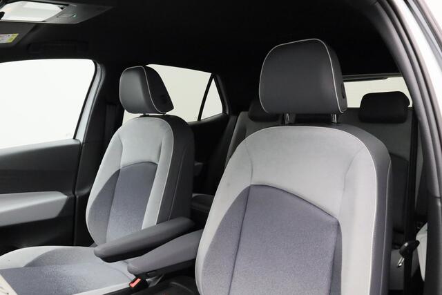 Volkswagen ID.3 Pro 58 kWh 204 pk - incl. BTW | Stuur-/stoelverwarming | Achteruitrijcamera | Navigatie