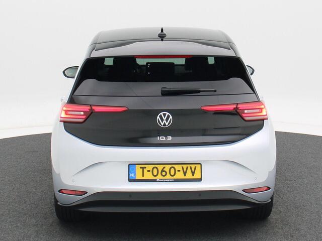 Volkswagen ID.3 Pro 58 kWh | Adaptive Cruise | Camera | Carplay | Stoel Verwarming | Parkeersensoren | Privacy Glass | Climate Control | Navigatiesysteem | 19 Inch | 71.118 Km