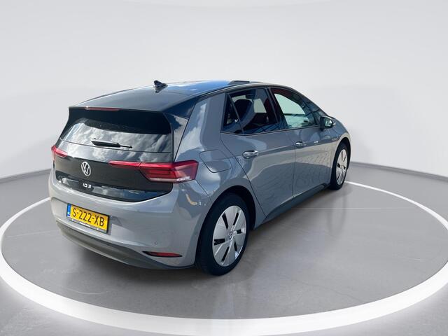 Volkswagen ID.3 Pro Edition 58 kWh 204pk · Camera · Keyless · Stuur-& Stoelverwarming · Apple/Android Car Play · Sfeerverlichting · ACC ·