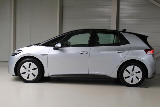 Volkswagen ID.3 Life 58 kWh Navigatie | Parkeersensoren | Stoelverwarming | Cruise Control