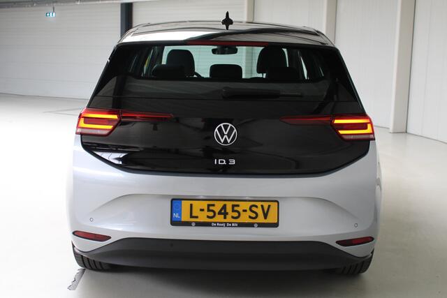 Volkswagen ID.3 Life 58 kWh Navigatie | Parkeersensoren | Stoelverwarming | Cruise Control