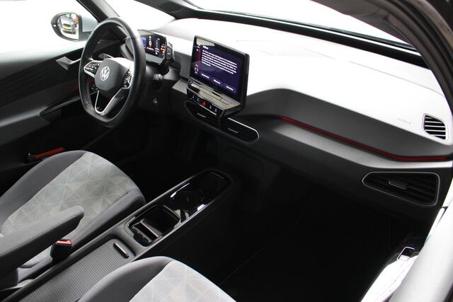 Volkswagen ID.3 Life 58 kWh Navigatie | Parkeersensoren | Stoelverwarming | Cruise Control