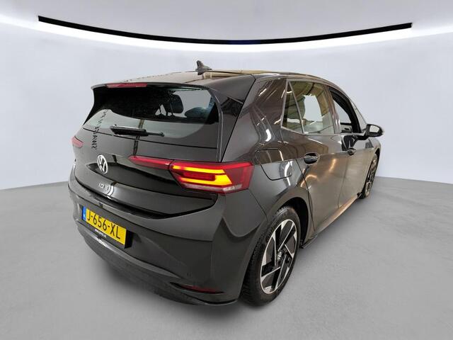 Volkswagen ID.3 First 58 kWh | LED | Stoel/Stuurverw. | Android/Carplay | 18"
