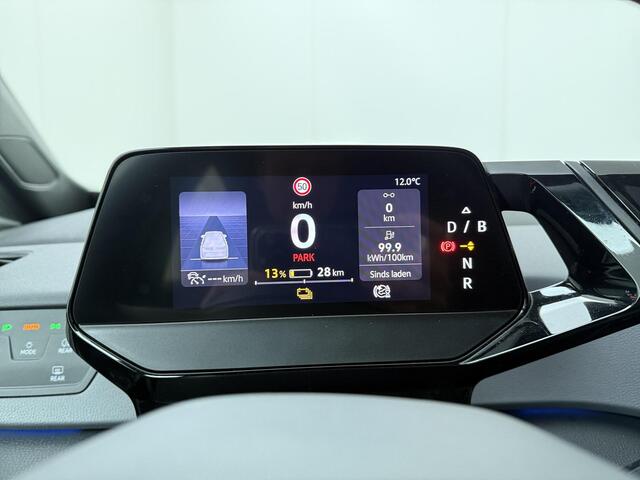 Volkswagen ID.3 Pure 45 kWh | 150 PK | SoH 89%| Adaptive cruise control | Climate control | Navigatiesysteem |