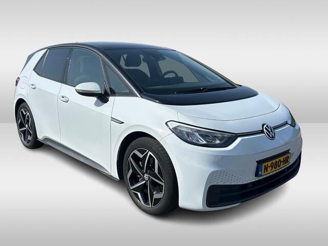 Volkswagen ID.3 Pure 45 kWh / CarPlay / Parkeerhulp V+A / 18'' / Stuur+Stoelverwarming / DAB / ACC / Warmtepomp