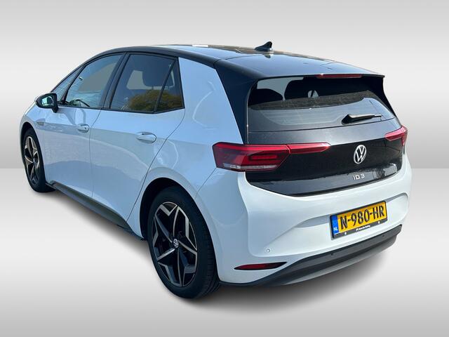 Volkswagen ID.3 Pure 45 kWh / CarPlay / Parkeerhulp V+A / 18'' / Stuur+Stoelverwarming / DAB / ACC / Warmtepomp