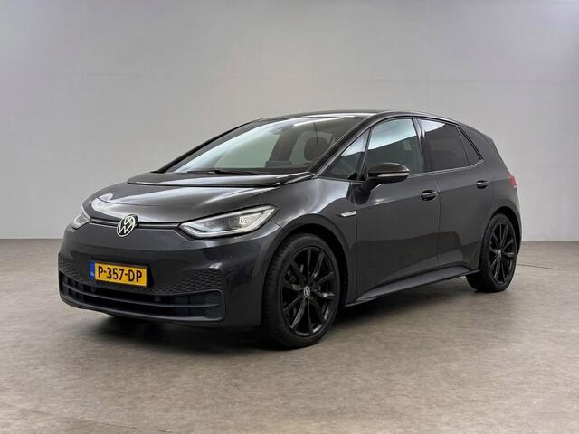 Volkswagen ID.3 58KWH First Black Edition | VERWACHT!! | Cruise | Clima | Trekhaak | Parkeersens.