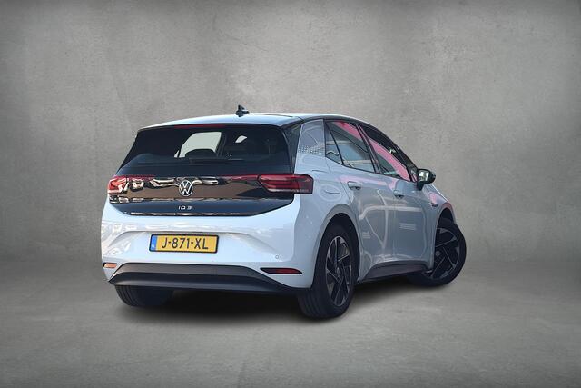 Volkswagen ID.3 First 58 kWh | SOH: 92,5% | Stuur- en Stoelverwarming | Apple CarPlay