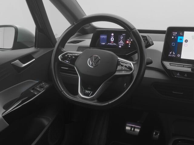 Volkswagen ID.3 First Plus 58 kWh | CAMERA | ADAPTIVE | STOEL- EN STUURVERW.