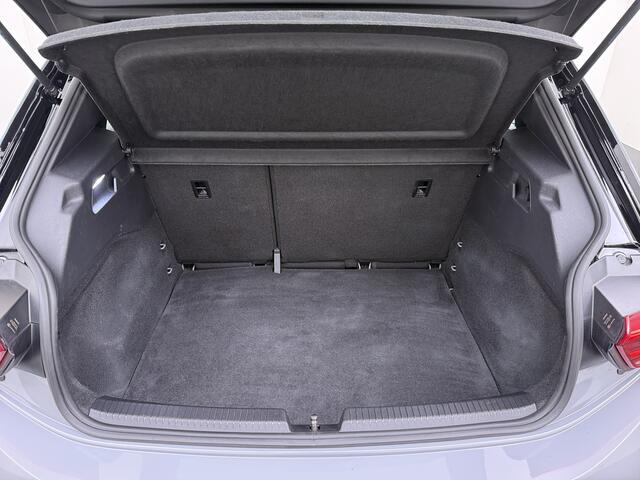 Volkswagen ID.3 First 58kWh SOH 94% Trekhaak Adap.Cruise AppConnect Navi Stoelverw. Pdc Dab Aut.Verlichting Bluetooth Ecc Isofix Led Elek.Ramen Verwarmbare Spiegels Org.NL-auto!