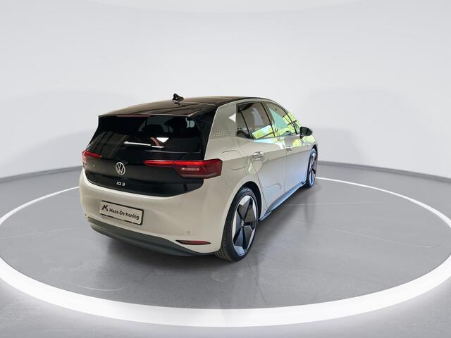 Volkswagen ID.3 First Max 58 kWh / 204pk · Panoramadak · Camera · Navigatie · Apple/Android Car Play · Stoelverwarming ·