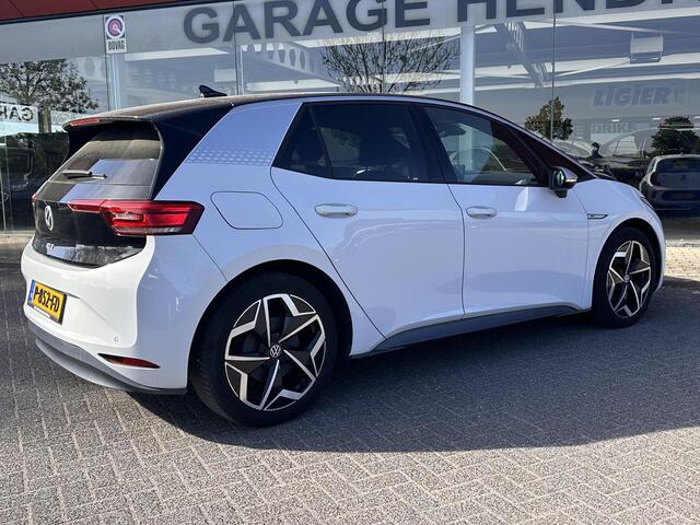 Volkswagen ID.3 First 58 kWh | SOH: 92,4% | Adaptive CC | Navi | Climate | Stoel & stuurverwarming |