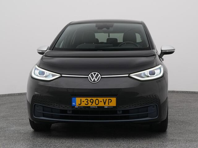 Volkswagen ID.3 First Max 58 kWh | PANO | CAMERA | ADAPTIVE | STOEL- EN STUURVERW.
