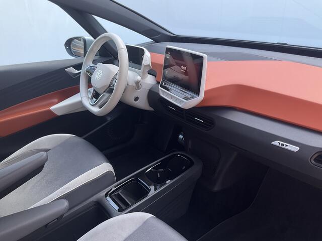 Volkswagen ID.3 First Plus 58 kWh Adap.Cruise Stoel/Stuurverw Navi Keyless 100% Elektrisch