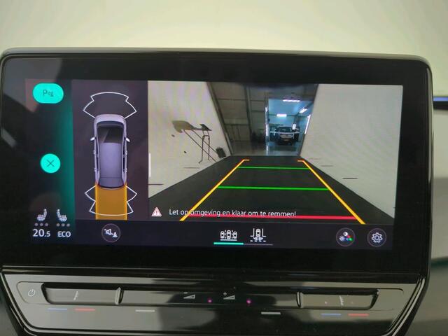 Volkswagen ID.3 First Plus 58 kWh | IQ.Light | Camera | Navigatie | Stoel/Stuurverw. // Word Verwacht //