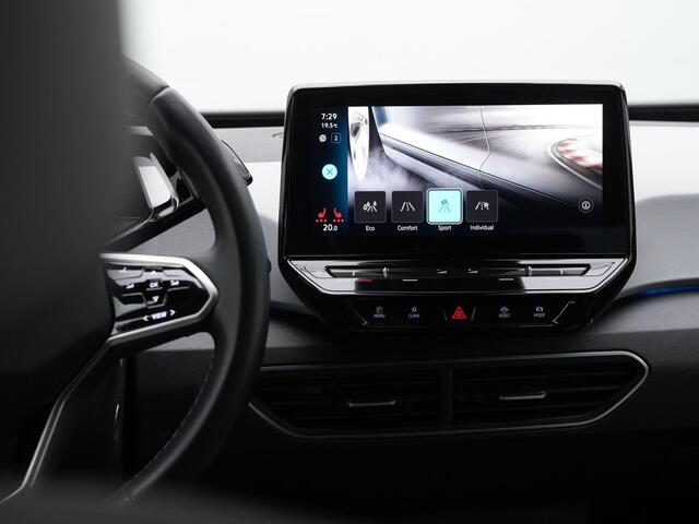 Volkswagen ID.3 Life 58 kWh 204 pk | Warmtepomp | Achteruitrijcamera | Adaptive Cruise | Stuur-/stoelverwarming | Navigatie
