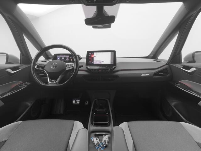 Volkswagen ID.3 First Plus 58 kWh | CAMERA | ADAPTIVE | STOEL- EN STUURVERW. | TREKHAAK