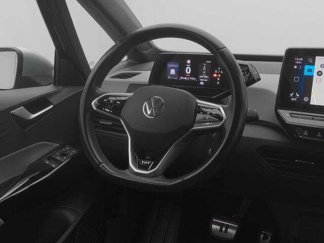 Volkswagen ID.3 First Plus 58 kWh | CAMER | ADAPTIVE | STOEL- EN STUURVERW. | TREKHAAK