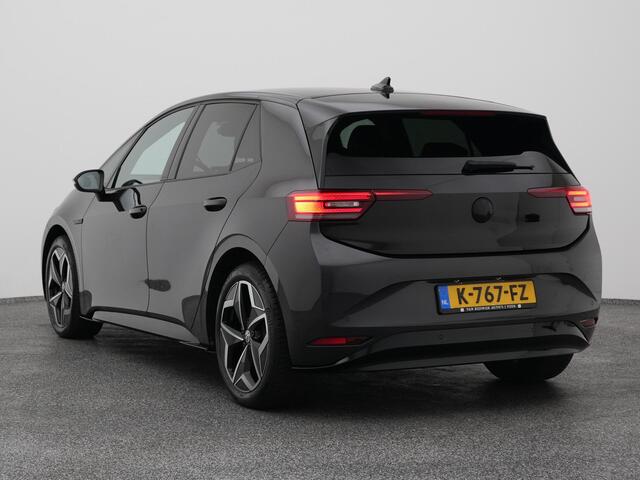 Volkswagen ID.3 First Plus 58 kWh | CAMERA | ADAPTIVE | STOEL- EN STUURVERW.