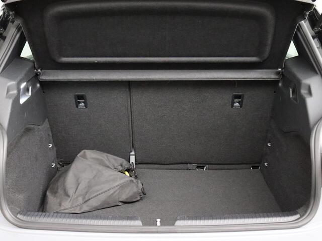 Volkswagen ID.3 Pro 58 kWh SoH 94,9% | Cruise Control | Navigatie | LED!