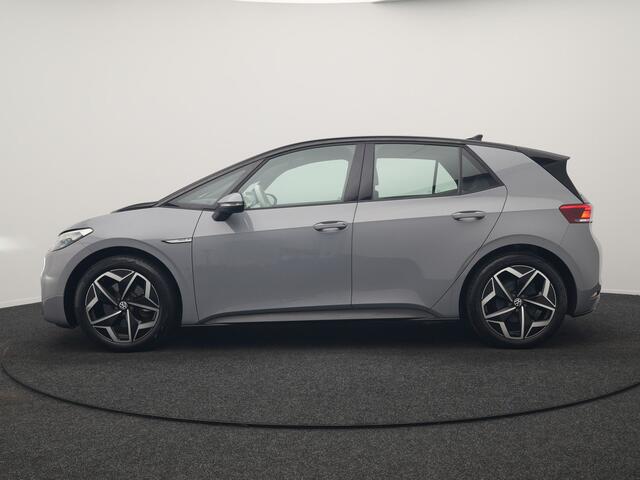 Volkswagen ID.3 Pro S 77 kWh 204pk Dealer O.H. | Adaptive Cruise | Alcantara Sportstoelen & Stuur Verwarmd | Sfeerverlichting | Apple Carplay | Navigatie | DAB | Virtual Cockpit |